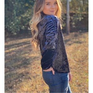 Mello Day Velvet Top